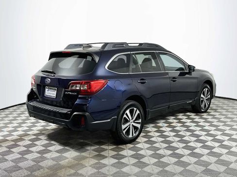 Used 2018 Subaru Outback 2.5i Limited AWD/4WD image 7