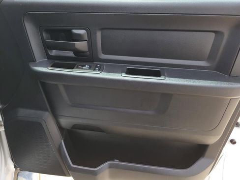 Used 2013 RAM 2500 Tradesman w/ Chrome Appearance Group RWD image 13