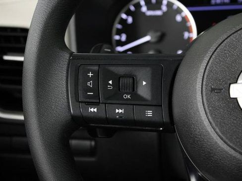 Certified 2024 Nissan Rogue SV FWD image 26