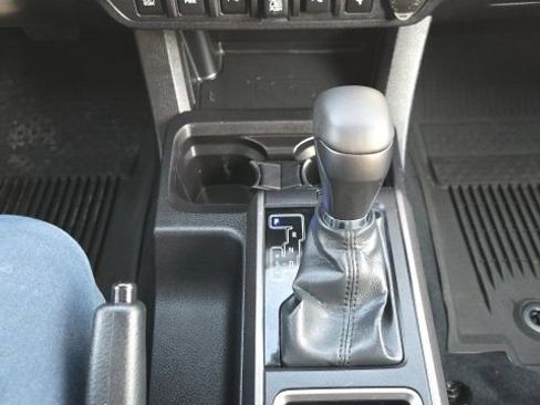 Used 2023 Toyota Tacoma TRD Off-Road w/ Technology Package image 20