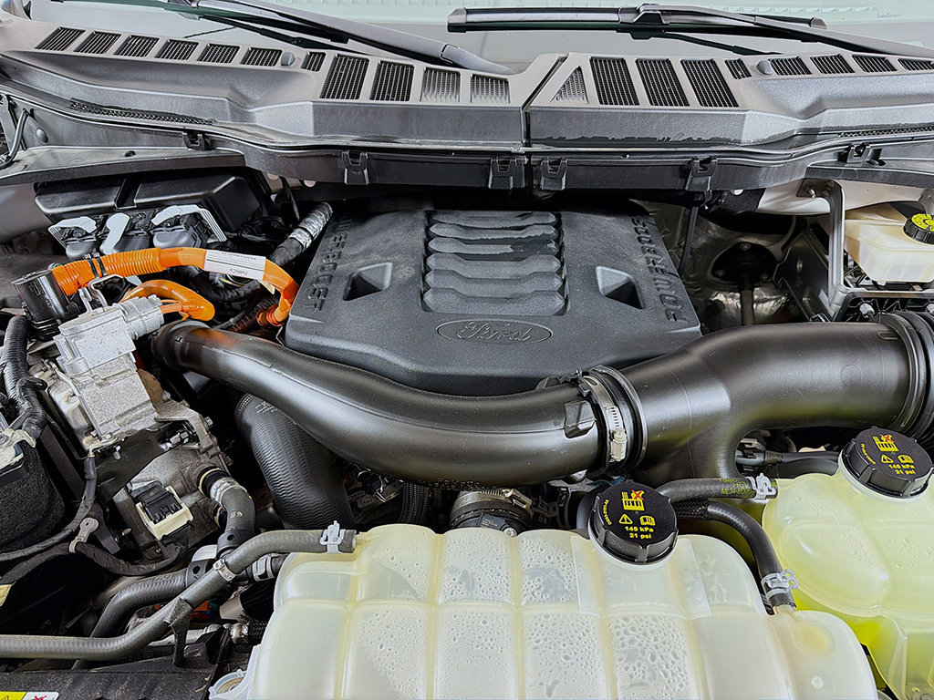 Used 2023 Ford F150 Lariat AWD/4WD image 18