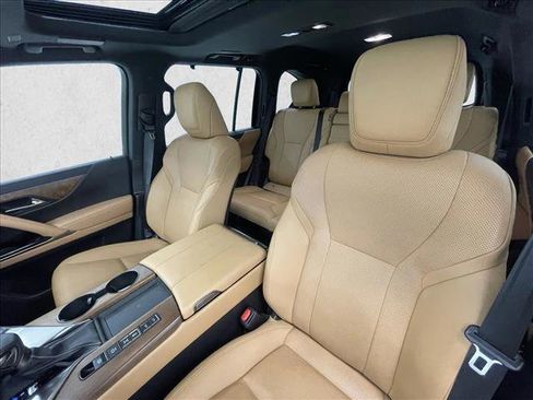 Used 2025 Lexus LX 600 4WD w/ Accessory Package (Z1) image 14