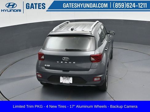 Certified 2024 Hyundai Venue Limited FWD image 43