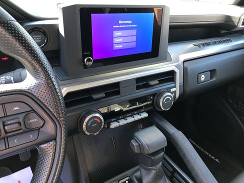 Certified 2024 Toyota Tacoma SR5 image 18