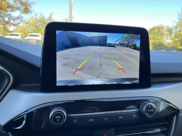 Used 2022 Ford Escape SEL w/ Technology Package FWD image 24