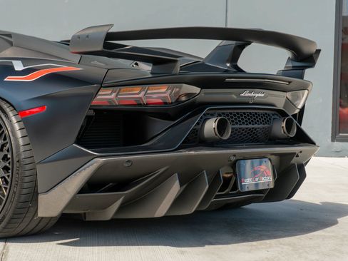 Used 2020 Lamborghini Aventador SVJ AWD/4WD image 53
