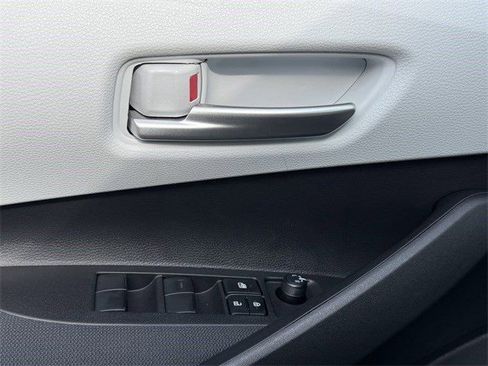 New 2026 Toyota Corolla SE image 21