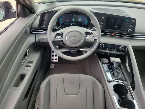 New 2026 Hyundai Elantra SEL Sport Premium FWD image 7