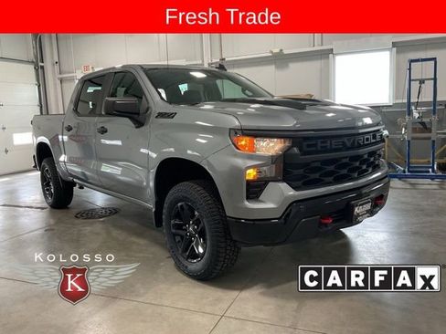 Used 2023 Chevrolet Silverado 1500 Custom Trail Boss w/ LPO, Dark Essentials Package AWD/4WD image 1