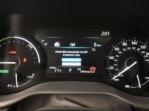 Used 2026 Toyota Sienna XLE AWD/4WD image 25