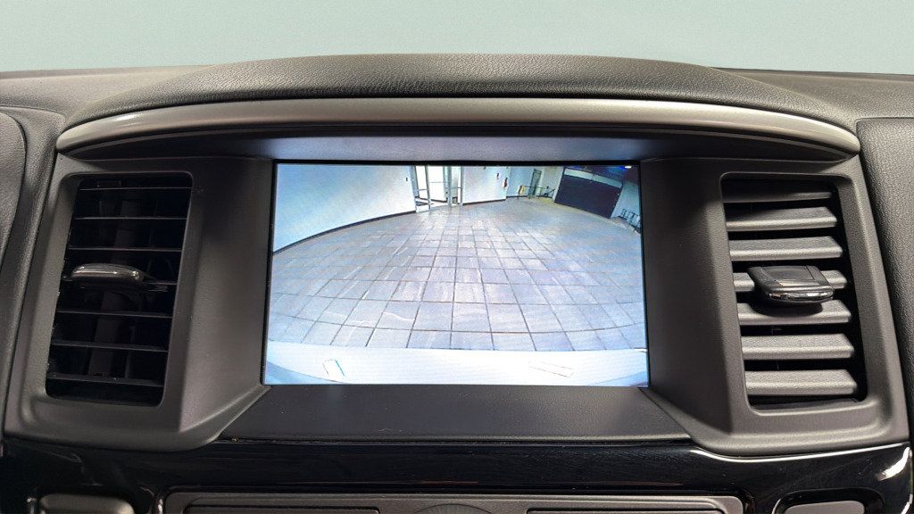 Used 2019 Nissan Pathfinder S AWD/4WD image 26