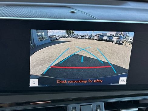 Used 2025 Lexus ES 300h w/ Premium Package FWD image 22