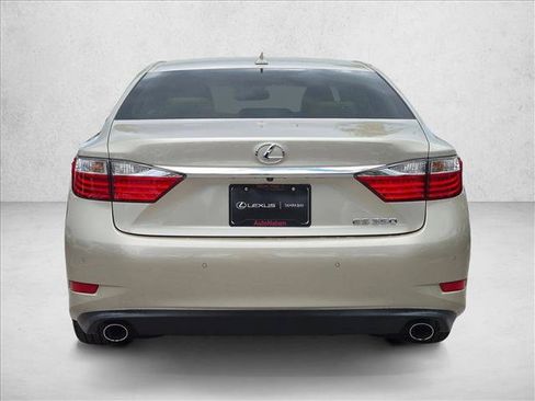 Used 2014 Lexus ES 350 w/ Premium Package FWD image 6