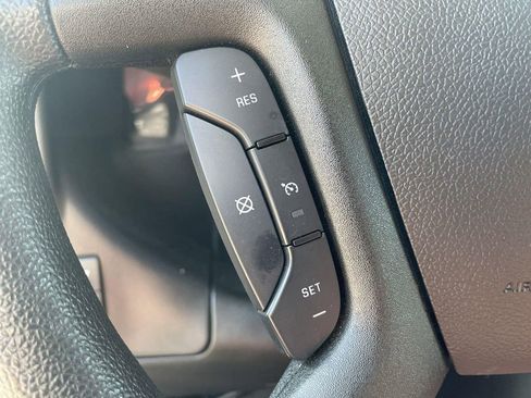 Used 2023 Chevrolet Express 2500 w/ Driver Convenience Package image 36