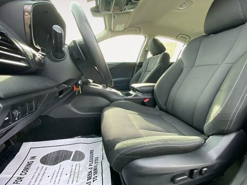 Used 2024 Subaru Legacy Premium image 9