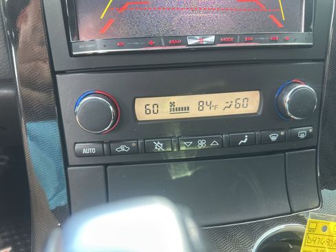 Used 2011 Chevrolet Corvette Grand Sport RWD image 28