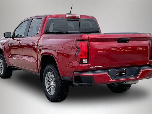 Used 2024 Chevrolet Colorado LT w/ LT Convenience Package RWD image 4