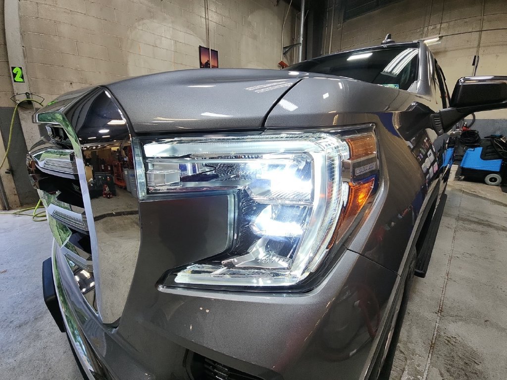 Used 2020 GMC Sierra 1500 SLE w/ SLE Value Package AWD/4WD image 31