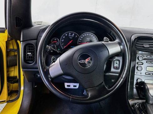 Used 2008 Chevrolet Corvette Coupe RWD image 17