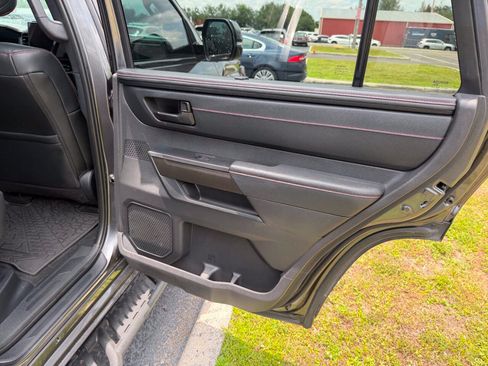 Used 2025 Toyota Sequoia TRD Pro AWD/4WD image 27