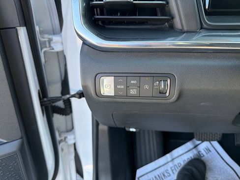 Used 2025 GMC Terrain Elevation AWD/4WD image 10