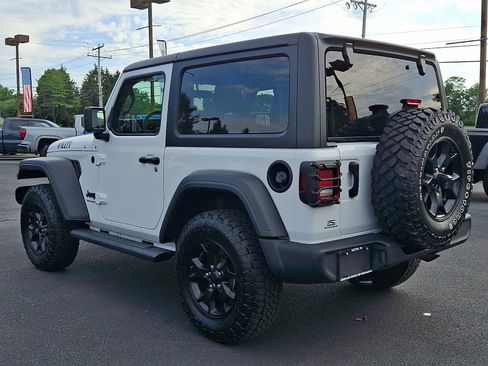 Certified 2021 Jeep Wrangler Sport AWD/4WD image 6