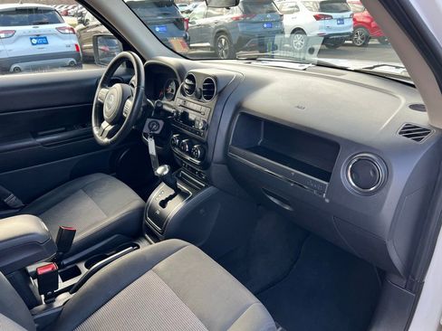 Used 2012 Jeep Patriot Latitude image 24