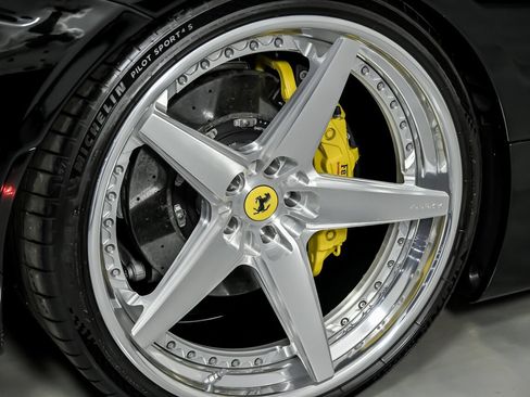 Used 2022 Ferrari SF90 Stradale image 16