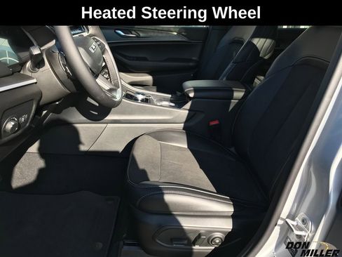 New 2025 Jeep Grand Cherokee L Altitude image 12