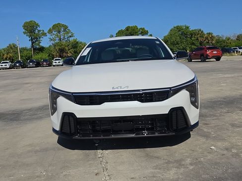 New 2026 Kia K4 GT-Line FWD image 3