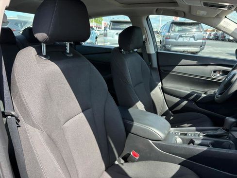 Used 2023 Honda Accord EX image 6