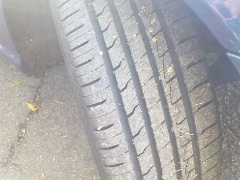 Used 2005 Mercedes-Benz C 230 Sedan image 28