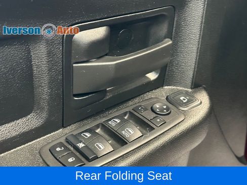 Used 2024 RAM 2500 Tradesman w/ Chrome Appearance Group AWD/4WD image 16