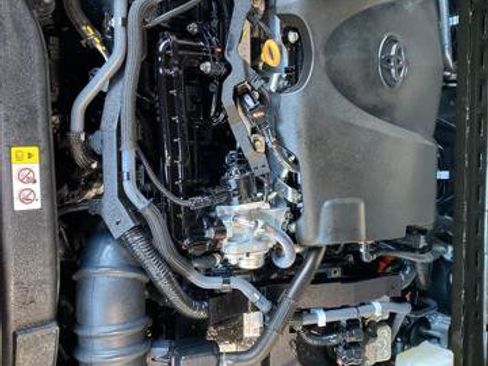 Certified 2023 Toyota Camry XLE image 9