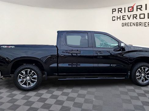 Used 2023 Chevrolet Silverado 1500 LT AWD/4WD image 9