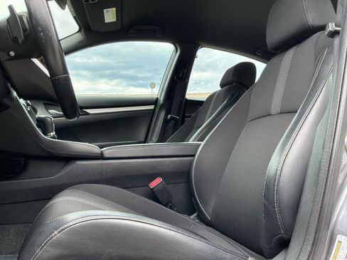 Used 2021 Honda Civic Sport image 16
