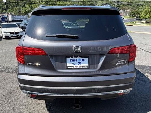 Used 2017 Honda Pilot Touring image 5