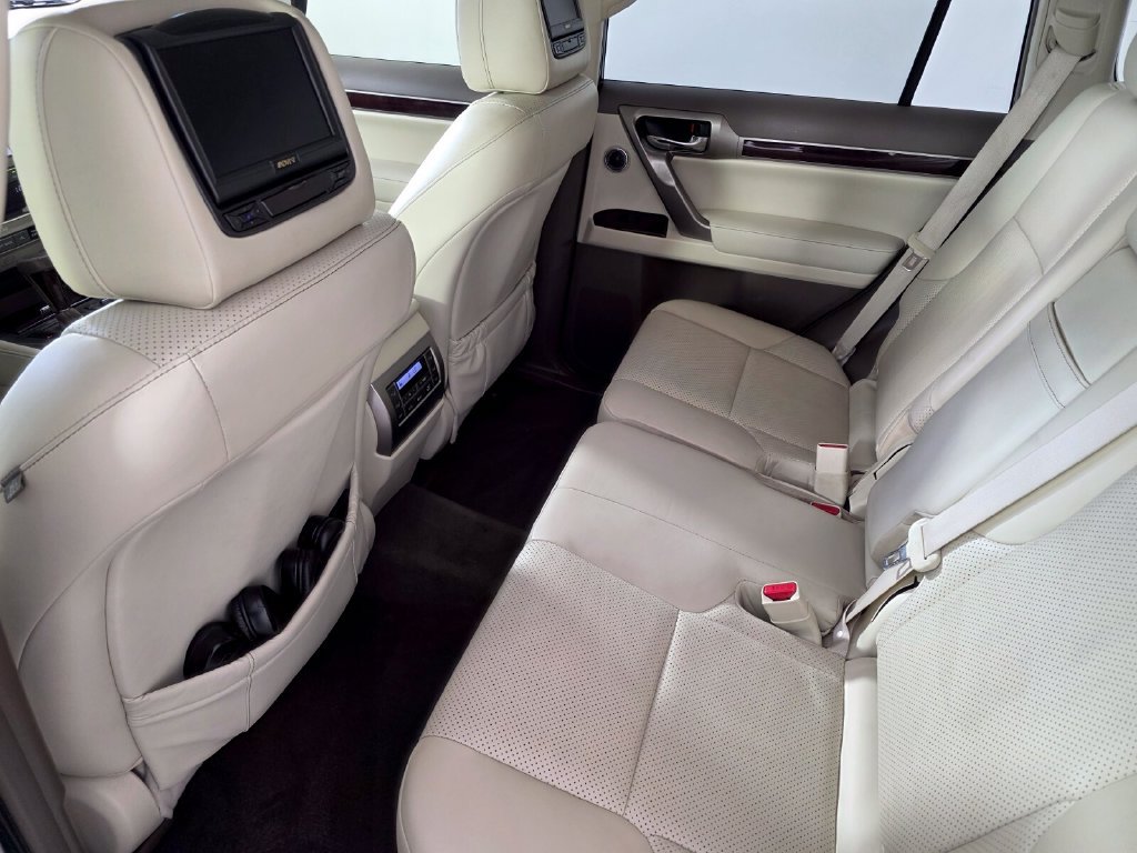 Used 2018 Lexus GX 460 Luxury AWD/4WD image 15