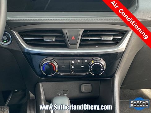 Used 2024 Buick Encore GX Sport Touring image 29