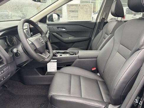 Used 2026 Nissan Rogue Dark Armor AWD/4WD image 11