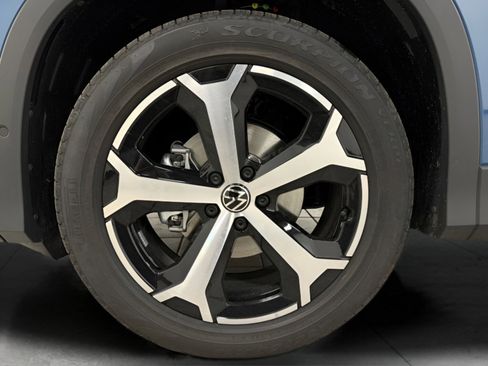 New 2026 Volkswagen Tiguan SE image 20