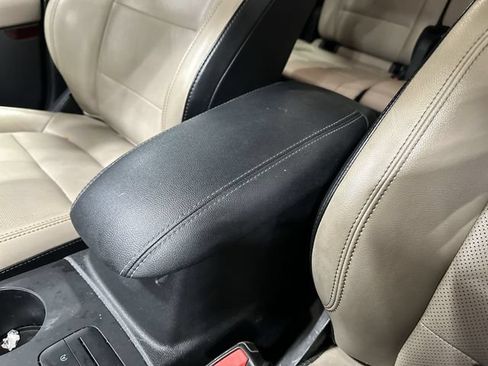 Used 2020 Ford Escape SEL AWD/4WD image 28