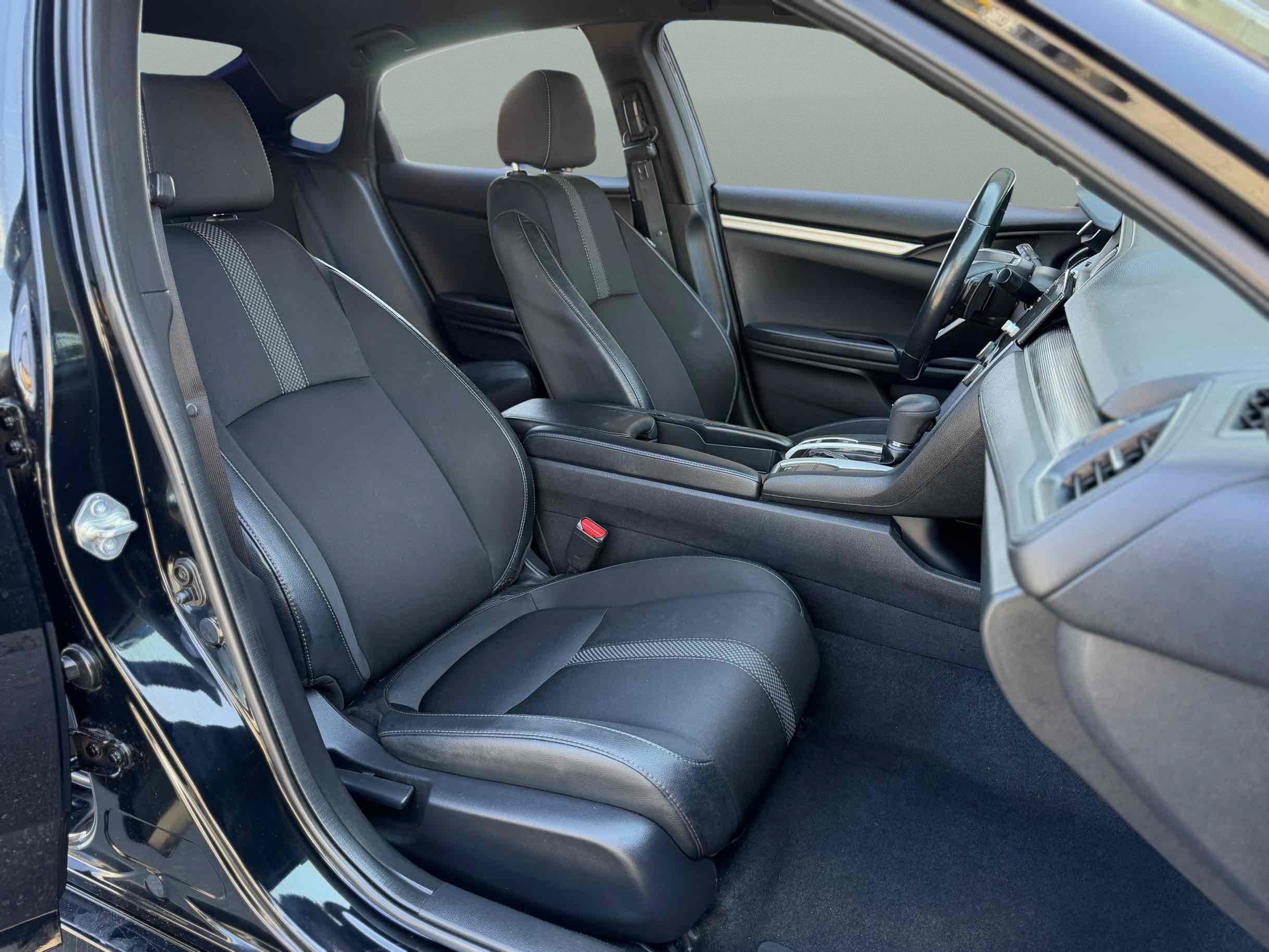 Used 2020 Honda Civic Sport image 15