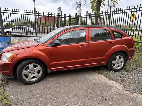 Used 2009 Dodge Caliber SXT image 1