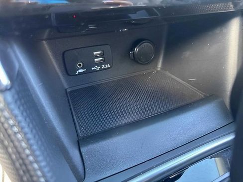 Used 2024 Subaru Forester Limited image 14