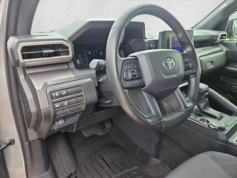 Used 2025 Toyota Tacoma SR5 AWD/4WD image 10