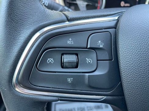 Used 2023 Buick Encore GX Select w/ Sport Touring Package FWD image 16