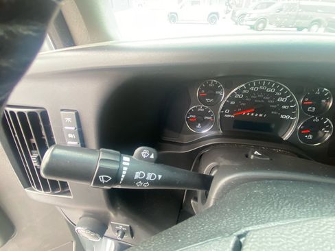 Used 2021 Chevrolet Express 3500 w/ Power Convenience Package image 27