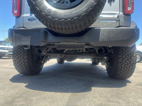 Used 2022 Ford Bronco Wildtrak image 18