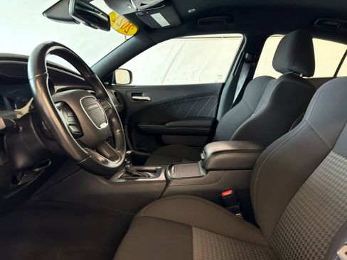 Used 2021 Dodge Charger R/T w/ Blacktop Package image 12